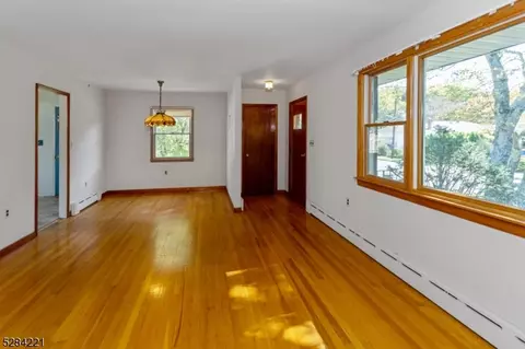4 Corwin St, Roxbury Twp, NJ 07847 photo 11