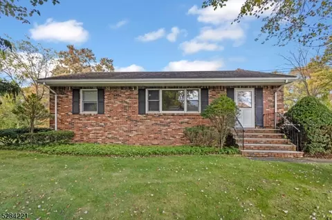 4 Corwin St, Roxbury Twp, NJ 07847 photo 2