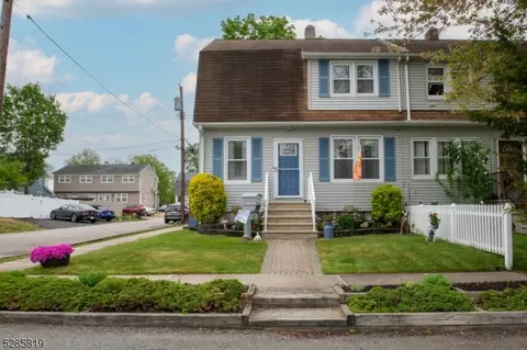 45 Howard St, Pompton Lakes, NJ 07442