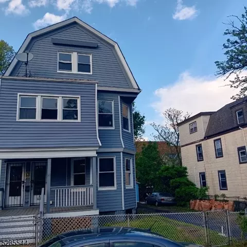 29-31 Irving St, Newark, NJ 07104
