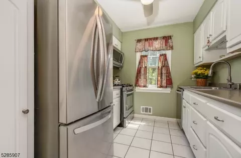 21 Marsh Hawk, Hackettstown, NJ 07840 photo 11