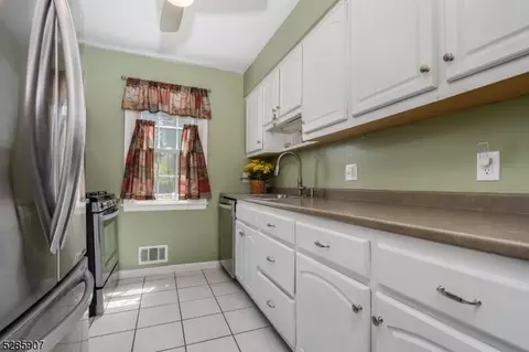 21 Marsh Hawk, Hackettstown, NJ 07840 photo 10