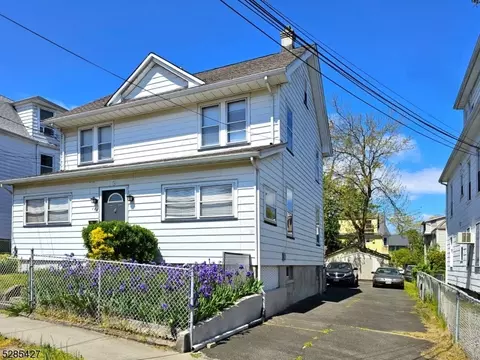 144 Academy St, Belleville, NJ 07109