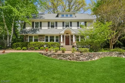 105 Clarewill Ave, Montclair, NJ 07043