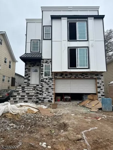 711 Linden, Elizabeth, NJ 07202
