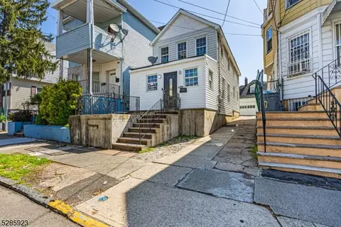 605 E 24th St, Paterson, NJ 07514