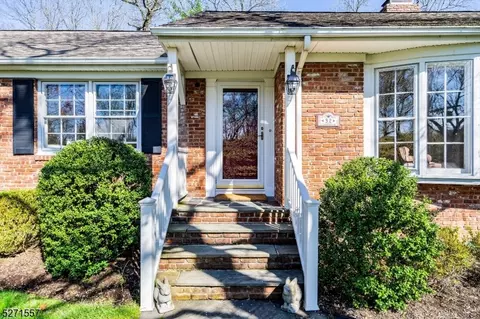 32 Hillside Ter, Summit, NJ 07901 photo 5