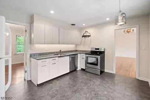 32 Hillside Ter, Summit, NJ 07901 photo 15