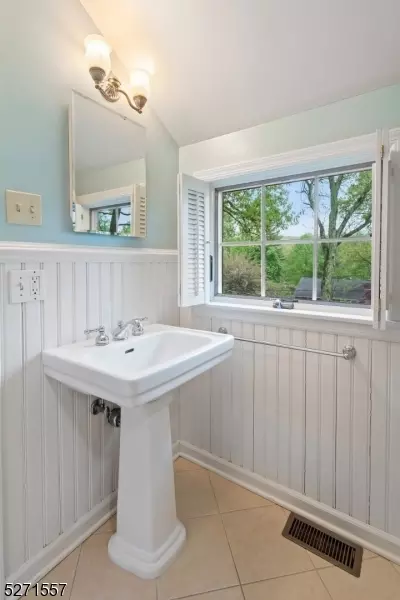 32 Hillside Ter, Summit, NJ 07901 photo 25