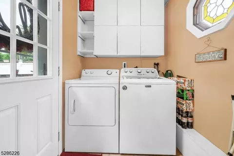 75 Bergen Ave, Wanaque Boro, NJ 07420 photo 18