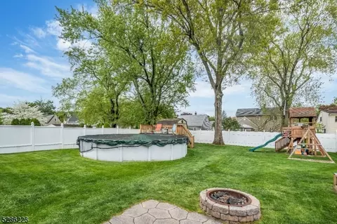75 Bergen Ave, Wanaque Boro, NJ 07420 photo 39