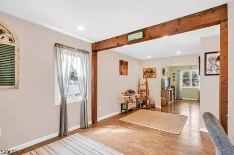 75 Bergen Ave, Wanaque Boro, NJ 07420 photo 8