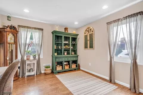 75 Bergen Ave, Wanaque Boro, NJ 07420 photo 11