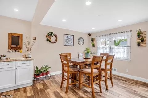 75 Bergen Ave, Wanaque Boro, NJ 07420 photo 15