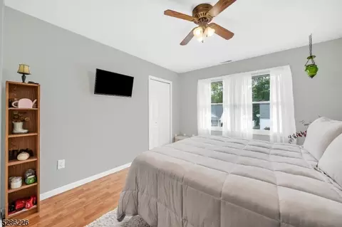 75 Bergen Ave, Wanaque Boro, NJ 07420 photo 27