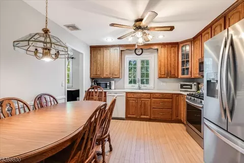 8 Nathan Way, Wayne, NJ 07470 photo 14