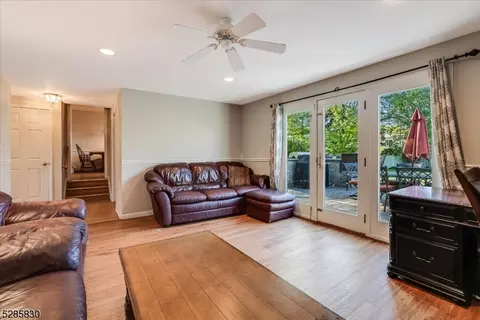 8 Nathan Way, Wayne, NJ 07470 photo 23