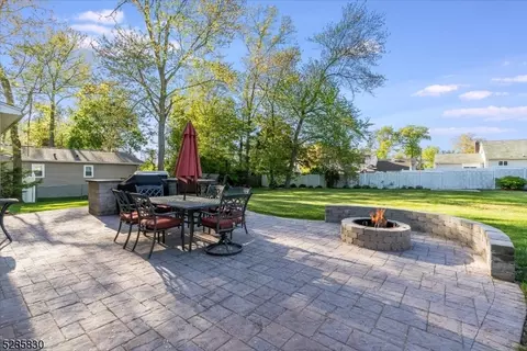 8 Nathan Way, Wayne, NJ 07470 photo 27