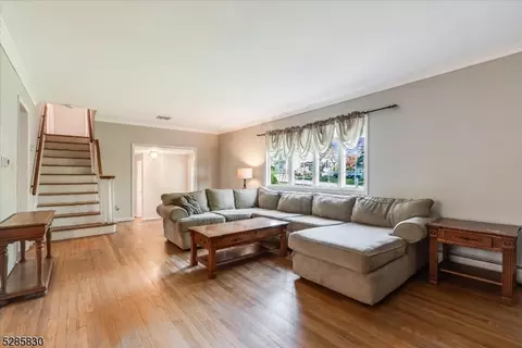 8 Nathan Way, Wayne, NJ 07470 photo 8