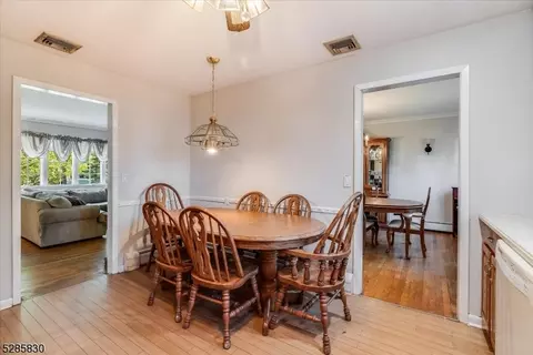 8 Nathan Way, Wayne, NJ 07470 photo 16