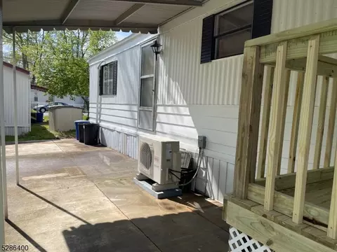 4 2nd St, Wayne, NJ 07470 photo 4