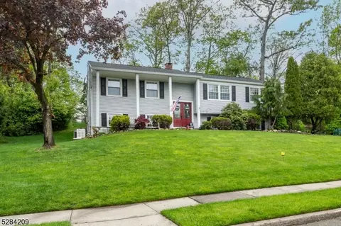 12 Marlo Rd, Wayne, NJ 07470
