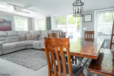 12 Marlo Rd, Wayne, NJ 07470 photo 16