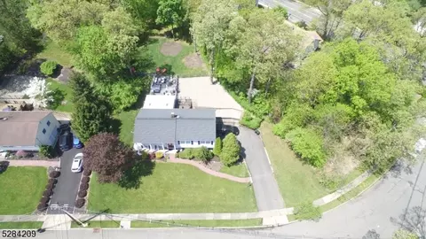 12 Marlo Rd, Wayne, NJ 07470 photo 4