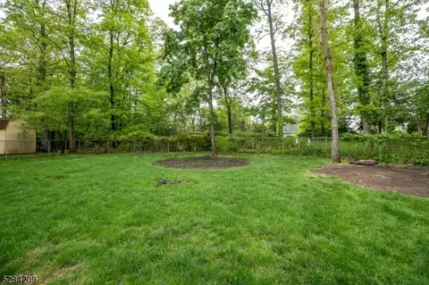 12 Marlo Rd, Wayne, NJ 07470 photo 28