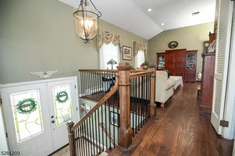 12 Marlo Rd, Wayne, NJ 07470 photo 6