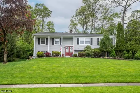 12 Marlo Rd, Wayne, NJ 07470 photo 2