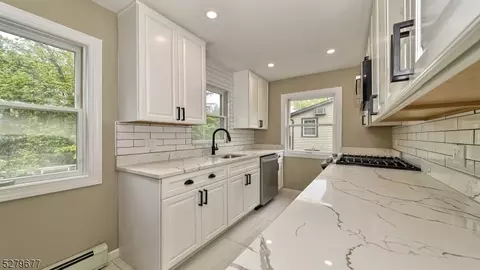 6 Sunset Ter, Wayne, NJ 07470 photo 11