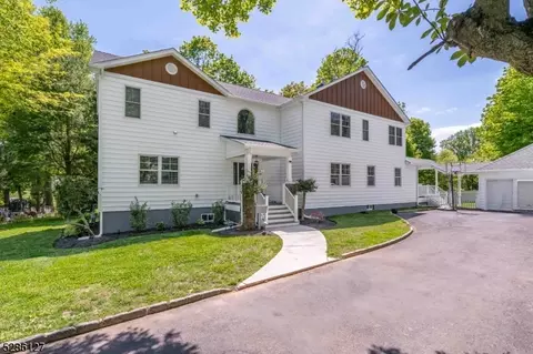 25 Bergen Rd, New Providence, NJ 07974