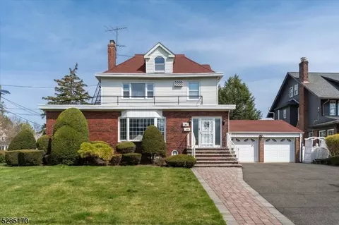 45 Beach St, Bloomfield, NJ 07003