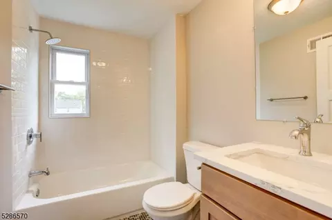 1091 Kenyon Ave, Plainfield, NJ 07060 photo 16