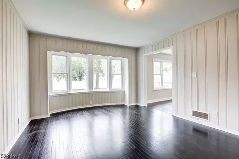 1091 Kenyon Ave, Plainfield, NJ 07060 photo 8