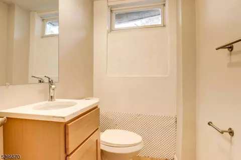 1091 Kenyon Ave, Plainfield, NJ 07060 photo 22