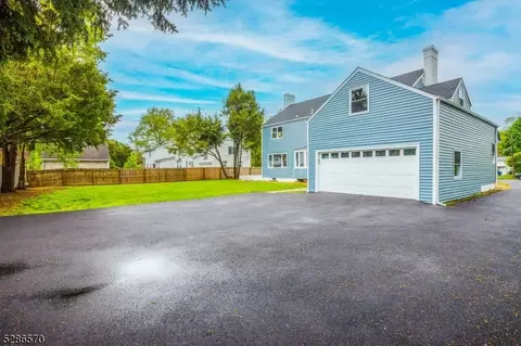 1091 Kenyon Ave, Plainfield, NJ 07060 photo 25