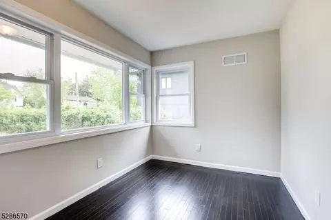 1091 Kenyon Ave, Plainfield, NJ 07060 photo 21