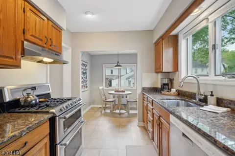 91 Davis Ave, Bloomfield, NJ 07003 photo 15