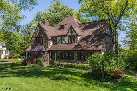 176-178 Wyoming Ave, Maplewood, NJ 07040