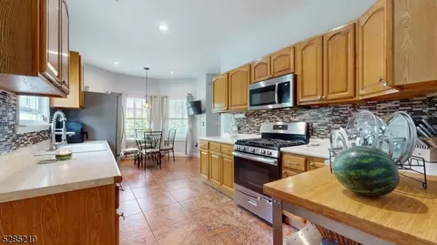 708 E Front St #2, Plainfield, NJ 07062 photo 6