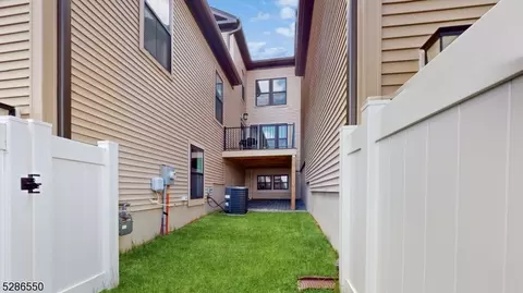 80 E Hartwick Dr, Skillman, NJ 08558 photo 28