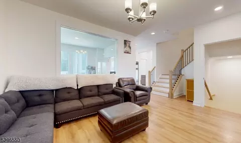 80 E Hartwick Dr, Skillman, NJ 08558 photo 4