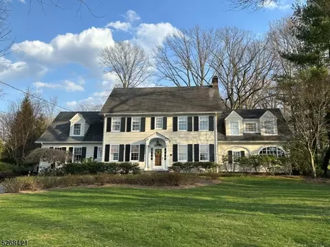 179 Washington Ave, Chatham, NJ 07928