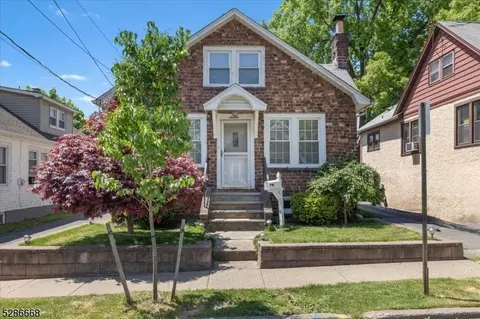 16 Coolidge Pl, Hawthorne, NJ 07506