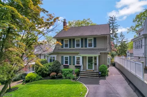 84 Elm St, Millburn, NJ 07041 photo 2