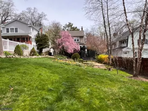 84 Elm St, Millburn, NJ 07041 photo 42