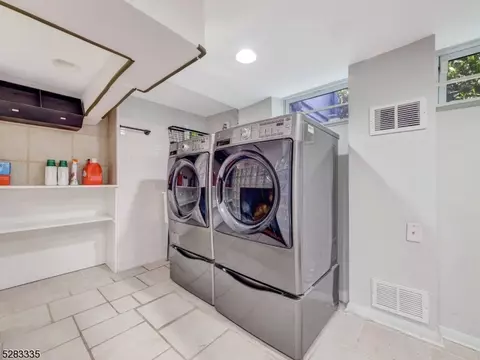 84 Elm St, Millburn, NJ 07041 photo 28