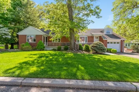 324 Manchester Ave, North Haledon, NJ 07508
